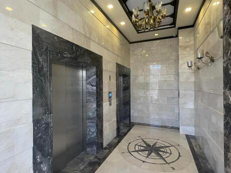 4 otaqlı yeni tikili - Nizami m. - 247 m²