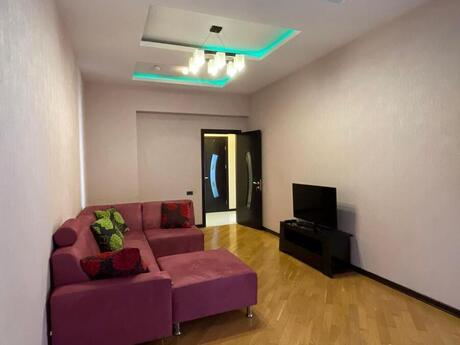 Elan №6029846 - Bakı, 28 May m., 4 otaqlı, 180 m², 6/16 mərtəbə