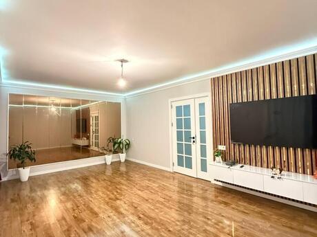 Объявление №6029885 - Баку, м. Халглар Достлугу, 5-комн., 127 м², 3/9 этаж