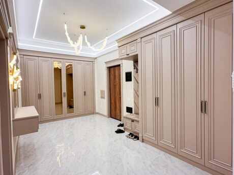 Объявление №6030062 - Баку, м. 28 мая, 4-комн., 195 м², 6/16 этаж