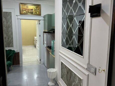 2 otaqlı köhnə tikili - Sahil m. - 48 m²