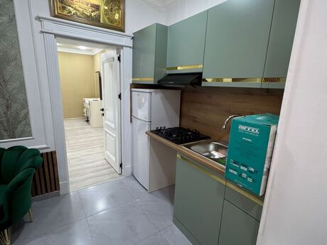 2 otaqlı köhnə tikili - Sahil m. - 48 m²