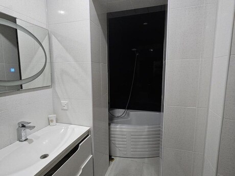 3 otaqlı mənzil, 70 m², Elmlər Akademiyası: 240 000 ₼ 3