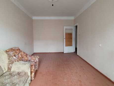 2 otaqlı köhnə tikili - Həzi Aslanov m. - 60 m²