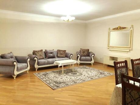 4 otaqlı yeni tikili - 28 May m. - 230 m²
