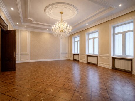 12 otaqlı həyət evi/bağ evi - Nəsimi m. - 650 m²
