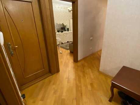 2-комн. вторичка - м. Насими - 70 м²