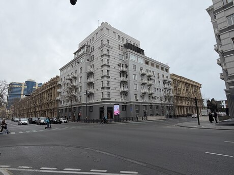 Объявление №6030285 - Баку, м. Сахил, 3-комн., 100 м²