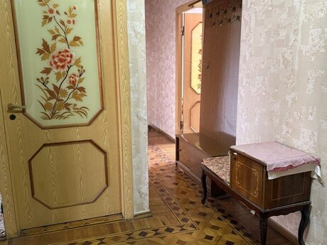 5 otaqlı köhnə tikili - Xalqlar Dostluğu m. - 125 m²