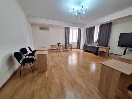 4 otaqlı yeni tikili - 28 May m. - 170 m²