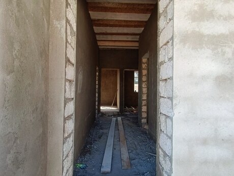 House with Garden, Villa For Sale