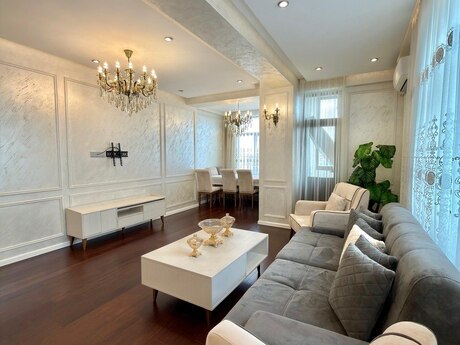 3 otaqlı yeni tikili - Azadlıq Prospekti m. - 135 m²