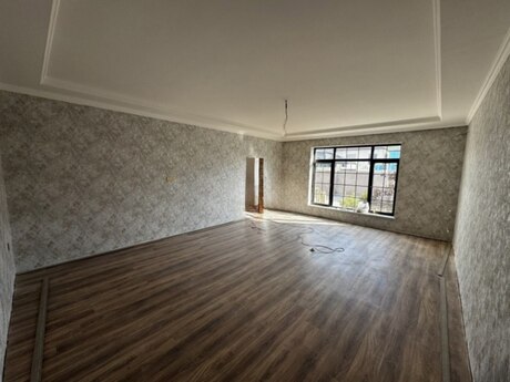 4 otaqlı həyət evi/bağ evi - Görədil q. - 145 m²