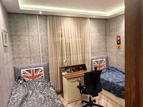 3 otaqlı köhnə tikili - Yeni Günəşli q. - 90 m²