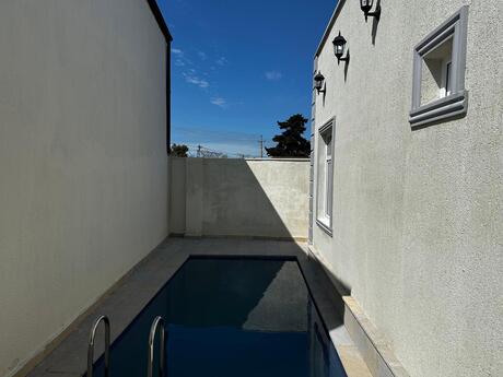 4 otaqlı həyət evi/bağ evi - Şüvəlan q. - 140 m²
