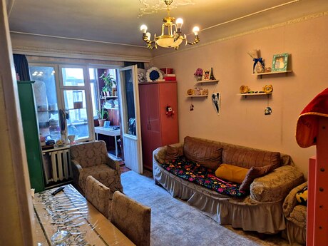 2 otaqlı köhnə tikili - Neftçilər m. - 35 m²
