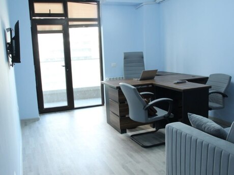 4 otaqlı ofis - 8 Noyabr m. - 177 m²