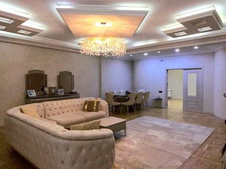 4 otaqlı yeni tikili - 28 May m. - 247 m²