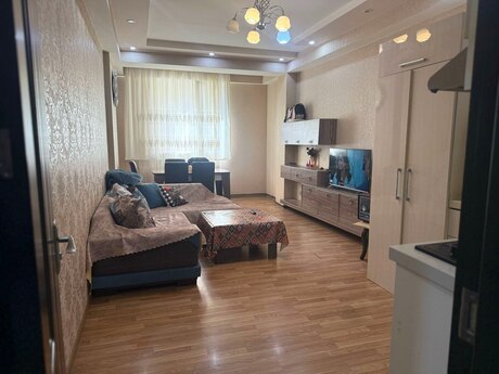 Elan №6031145 - Bakı, Xətai r., 2 otaqlı, 75 m², 3/18 mərtəbə