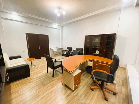 Объявление №6027685 - Баку, м. Шах Исмаил Хатаи, 3-комн., 100 м²