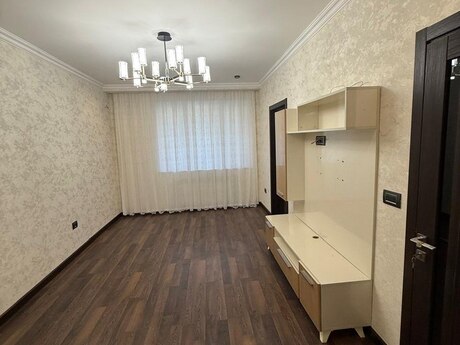 2-комн. вторичка - м. Мемар Аджеми - 45 м²