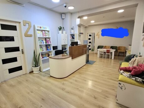 7-комн. офис - м. Элмляр Академиясы - 280 м²