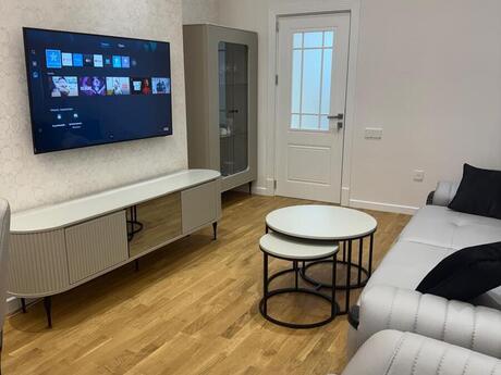 3 otaqlı yeni tikili - Şah İsmayıl Xətai m. - 130 m²