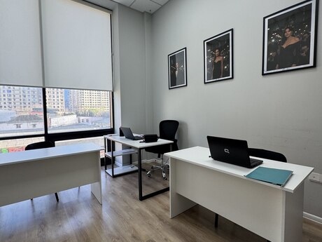 1 otaqlı ofis - 8 Noyabr m. - 30 m²