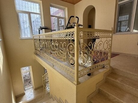 5 otaqlı həyət evi/bağ evi - Badamdar q. - 100 m²