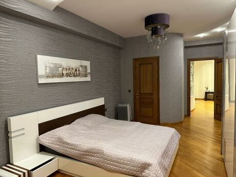 3 otaqlı yeni tikili - Nəsimi r. - 158 m²