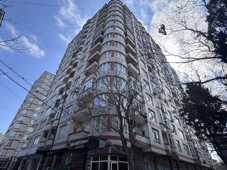 3 otaqlı yeni tikili - Nəriman Nərimanov m. - 133 m²