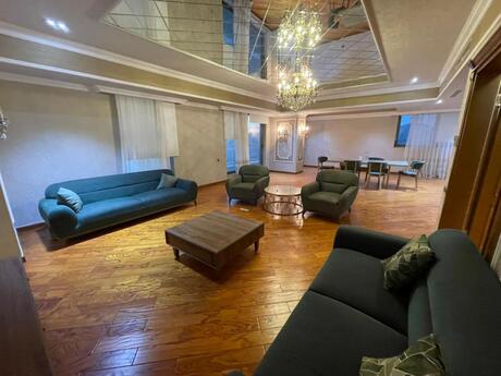 5 otaqlı yeni tikili - 28 May m. - 330 m²