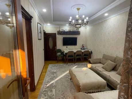3 otaqlı köhnə tikili - Memar Əcəmi m. - 70 m²