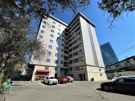2 otaqlı köhnə tikili - Şah İsmayıl Xətai m. - 75 m²