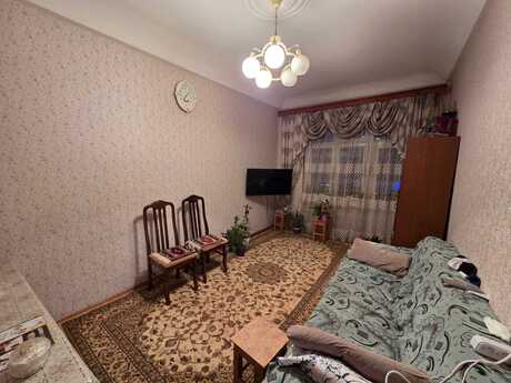 4-комн. вторичка - м. Азадлыг проспекти - 80 м²