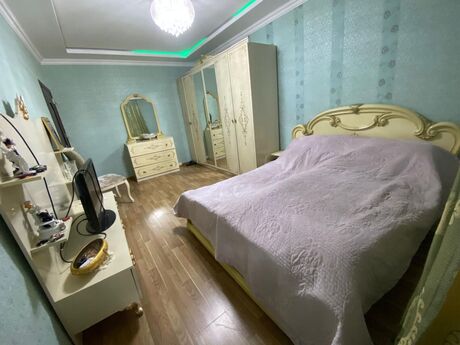 4 otaqlı köhnə tikili - Memar Əcəmi m. - 90 m²