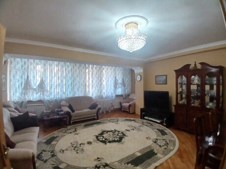 Elan №6016836 - Bakı, 28 May m., 3 otaqlı, 90 m², 3/9 mərtəbə