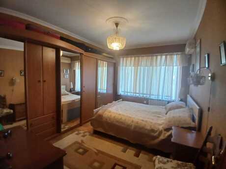 3 otaqlı köhnə tikili - 28 May m. - 90 m²