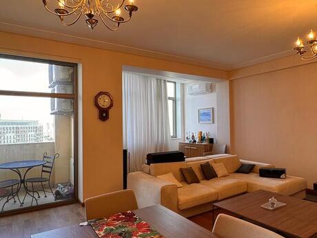 4 otaqlı yeni tikili - Nizami m. - 215 m²