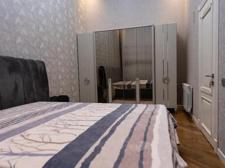 3 otaqlı köhnə tikili - Sahil m. - 80 m²