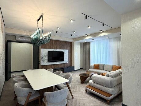 3 otaqlı mənzil, 142 m², Zümrüd Residence: 646 000 ₼ 4