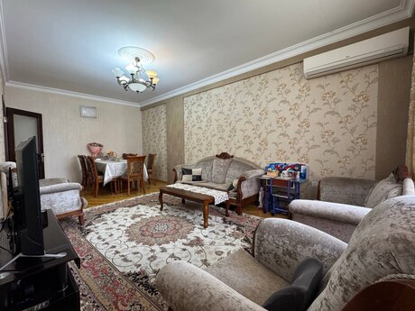 3 otaqlı yeni tikili - 8 Noyabr m. - 124 m²