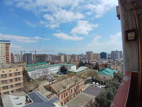 Elan №6031712 - Bakı, Nizami m., 3 otaqlı, 137 m², 9/15 mərtəbə