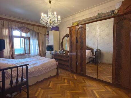 5 otaqlı köhnə tikili - Azadlıq Prospekti m. - 130 m²