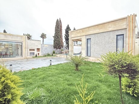 4 otaqlı həyət evi/bağ evi - Mərdəkan q. - 180 m²