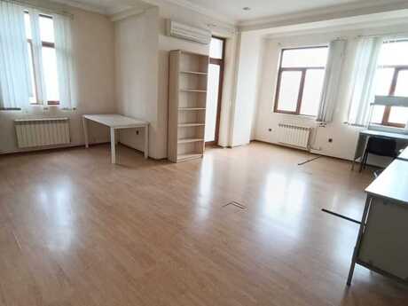 4 otaqlı yeni tikili - Nərimanov r. - 124 m²