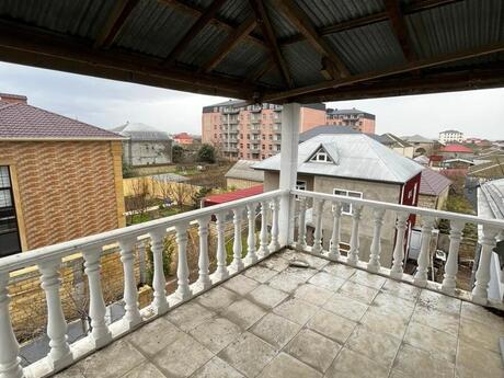 6 otaqlı həyət evi/bağ evi - Mehdiabad q. - 350 m²