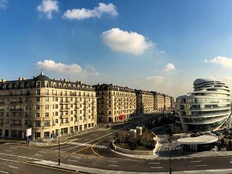 4 otaqlı yeni tikili - Ağ şəhər q. - 121 m²