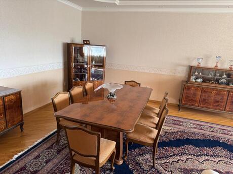 4 otaqlı yeni tikili - Nizami m. - 200 m²