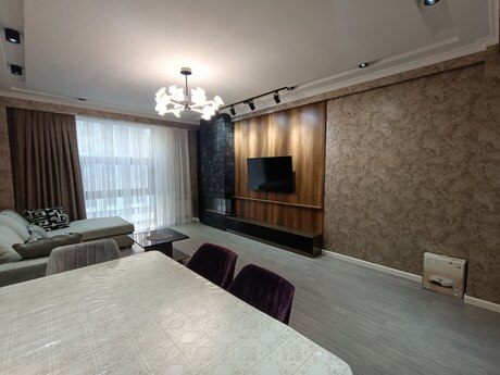 3 otaqlı yeni tikili - Şah İsmayıl Xətai m. - 120 m²